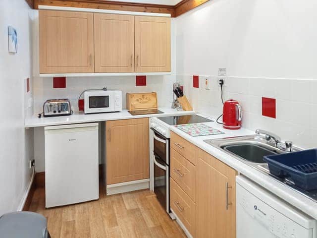 Kitchen | Halcyon Cottage - Stowford Lodge Holiday Cottages, Langtree, near Great Torrington