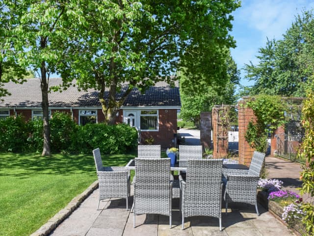 Sitting-out-area | Swallow Cottage - Swans Rest, Singleton, near Poulton-Le-Fylde