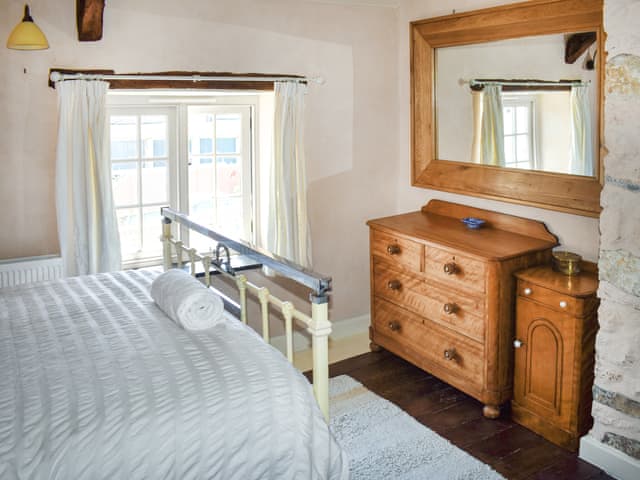 Double bedroom | Primrose Cottage, Seaton
