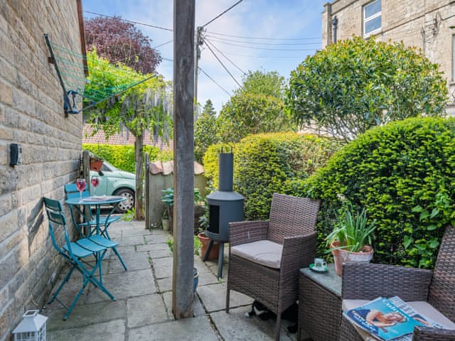 Sitting-out-area | Florence Cottage, Marnhull, near Sturminster Newton