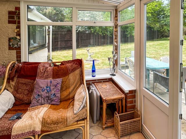 Sun room | Glenmore Gardens, Weymouth
