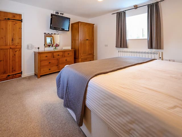 Double bedroom | Barley Cottage, Ryme Intrinseca