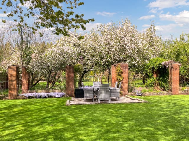 Outdoor | Swallow Cottage - Swans Rest, Singleton, near Poulton-Le-Fylde