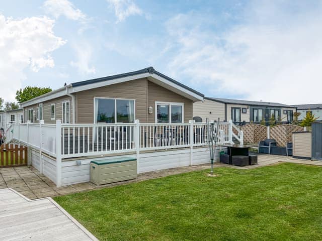 Exterior | Carol Ann - K&K Holidays, Patrington Haven