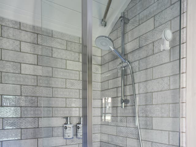 Bathroom | Barn Owl Hut - Hollins Farm Shepherd Huts, Westerdale, near Whitby