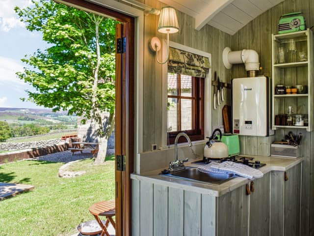 Open plan living space | Tawny Owl Hut - Hollins Farm Shepherd Huts, Westerdale, near Whitby