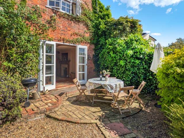 Enclosed garden area | Stable End - Wissett Place Cottages, Halesworth