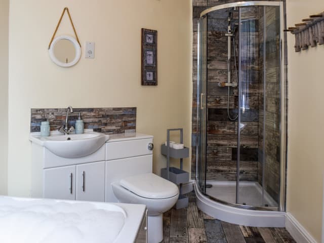 Bathroom | The Buxton Retreat, Buxton