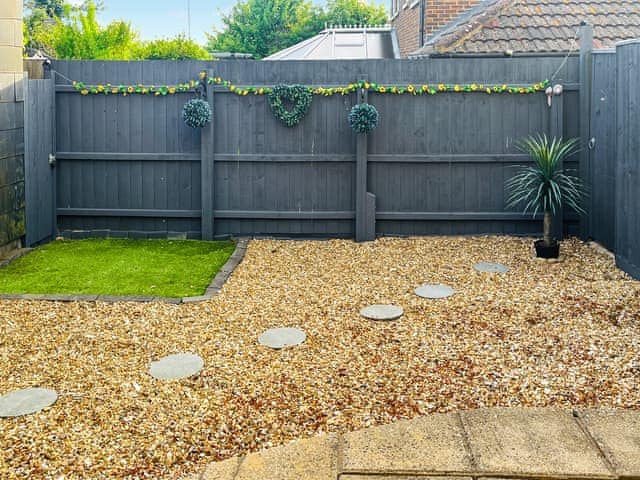Rear Garden at Black Pan Holiday Cottage in Lake | Black Pan Holiday Cottage, Lake, near Shanklin