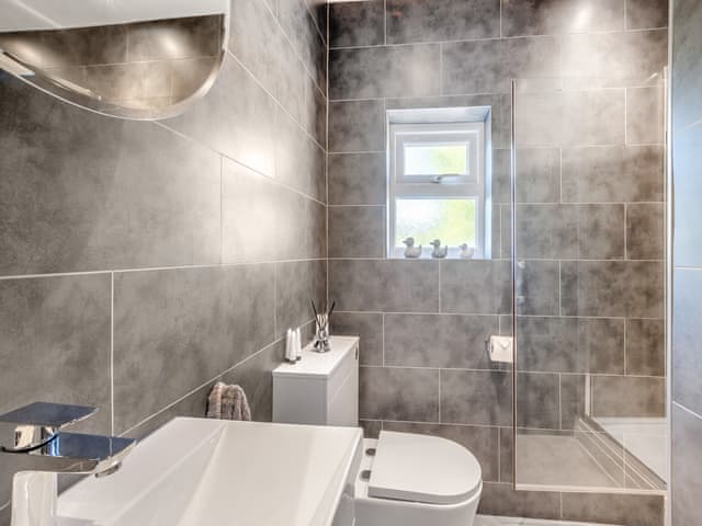 Bathroom | The Hideaway - The Old Post Office Apartments, Haltwhistle