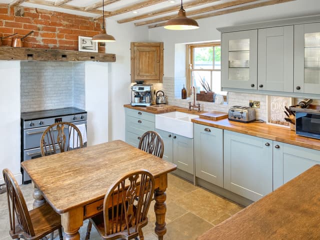 Kitchen/diner | Limestone Hill Mill Cottage, Tickhill, near Doncaster