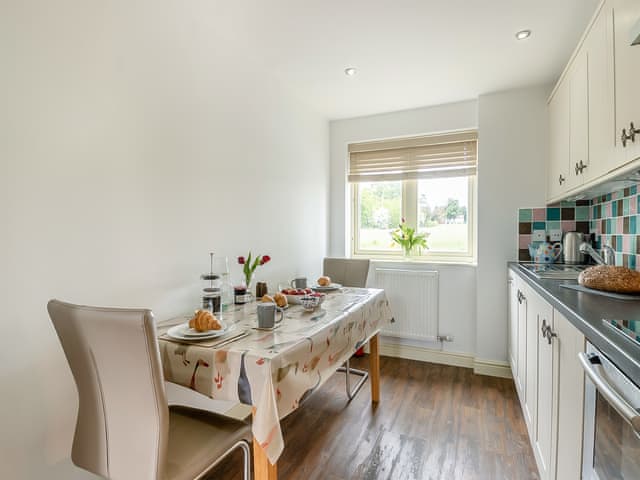 Kitchen/diner | Gosling Barn, Bergh Apton