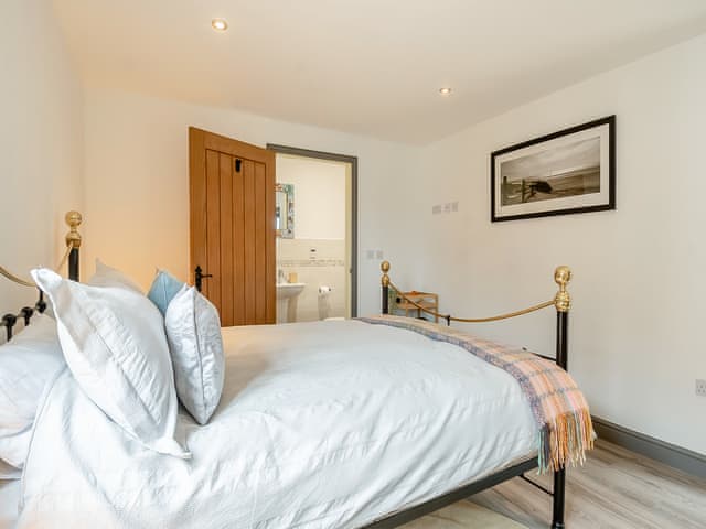 Double bedroom | Gosling Barn, Bergh Apton