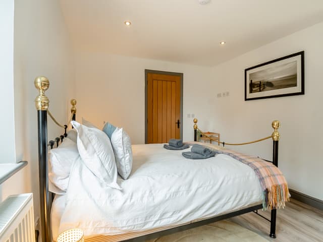 Double bedroom | Gosling Barn, Bergh Apton