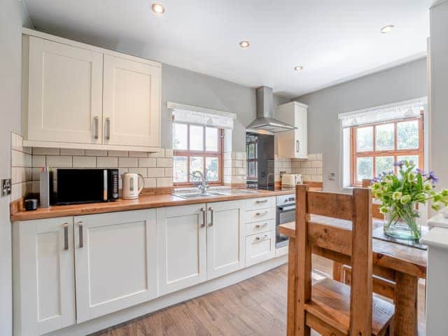 Kitchen/diner | Tavern Cottage - Tavern Cottages, Newsham, near Richmond