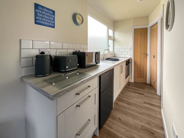Kitchen | Melody&rsquo;s Beach Lodge, Skegness