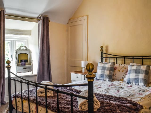 Double bedroom | Priory Cottage, Clifford, near Hay-on-wye