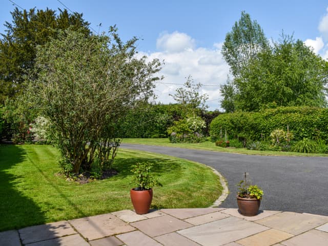 Driveway | Priory Cottage, Clifford, near Hay-on-wye