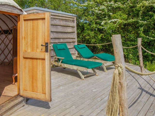 Outdoor | Skylark Yurt - Walnut Farm, Beaminster