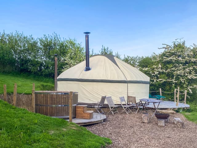 Exterior | Skylark Yurt - Walnut Farm, Beaminster