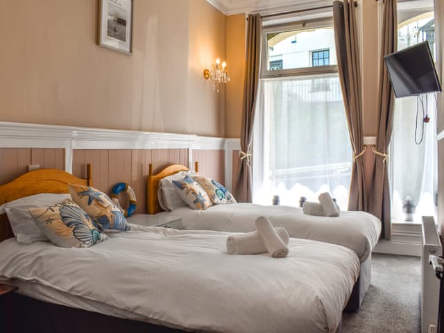 Twin bedroom | The Old Ballroom, Ilfracombe