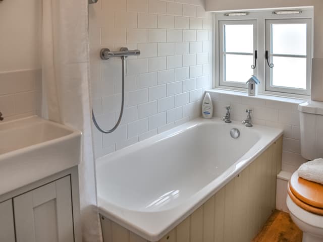 Bathroom | Eva&rsquo;s Cottage, Wenhaston