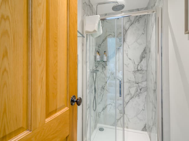 Bathroom | Barngarth, Cartmel