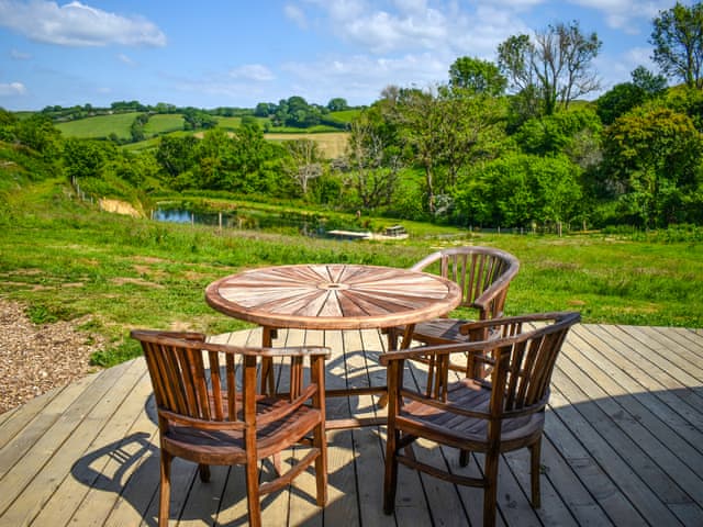 Sitting-out-area | Hazel Roundhouse - Walnut Farm, Beaminster