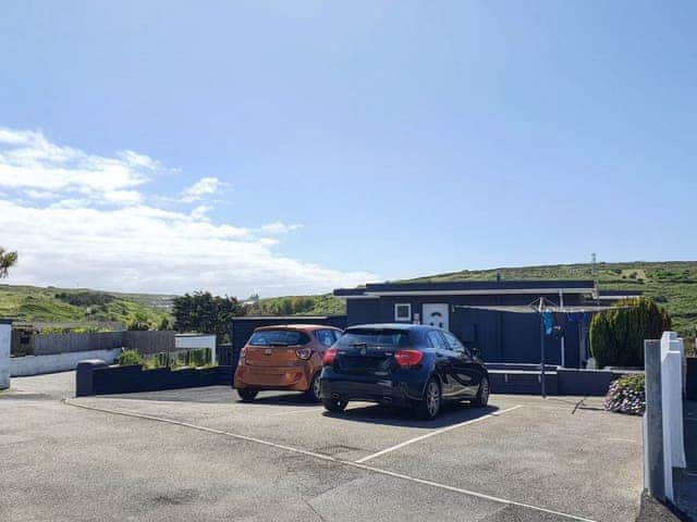 Parking | Sand Dunes - Bonnie View Beach Apartments, Holywell Bay