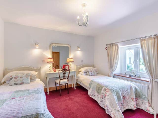 Twin bedroom | New Park Farm CottagesChurch Cottage, near Keswick