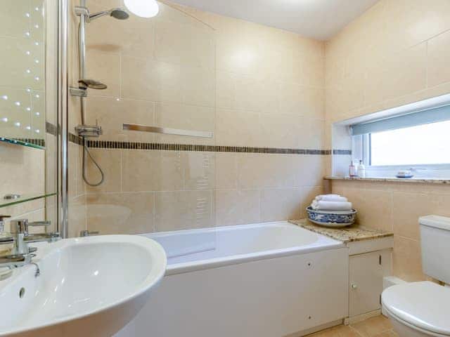 Bathroom | New Park Farm CottagesChurch Cottage, near Keswick