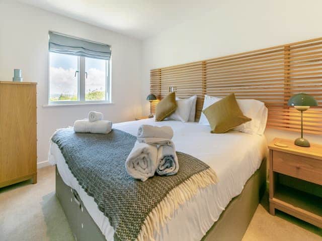 Double bedroom | Lodge 67 Una - St Ives Resort, Carbis Bay, near St Ives