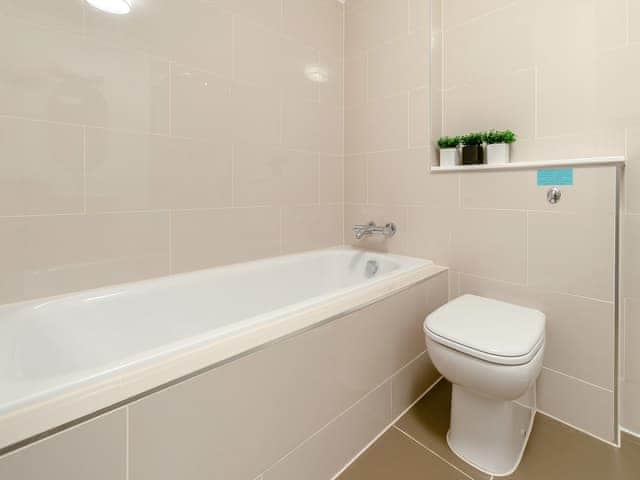 Bathroom | Lodge 67 Una - St Ives Resort, Carbis Bay, near St Ives