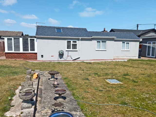 Exterior | Parade Annex, Greatstone, near Dungeness