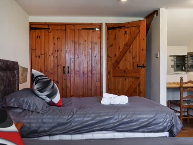 Twin bedroom | Carriage House, St Eval, near Wadebridge
