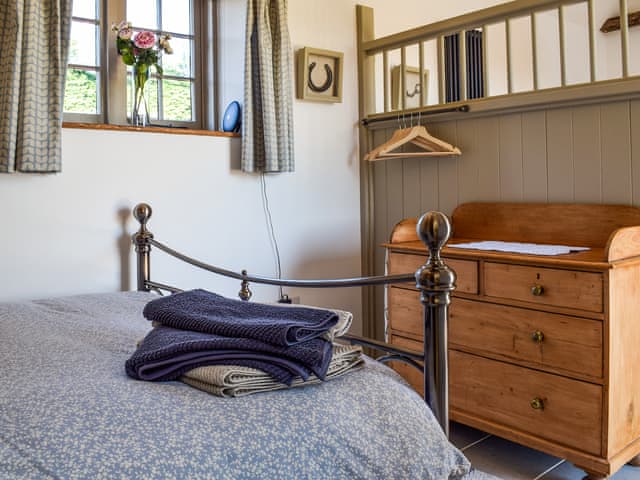Double bedroom | Maisie&rsquo;s Stable, Stretton-on-Dunsmore, near Warwick