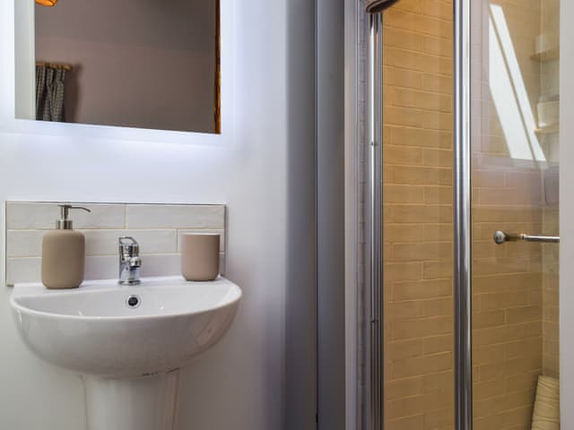 Bathroom | Maisie&rsquo;s Stable, Stretton-on-Dunsmore, near Warwick