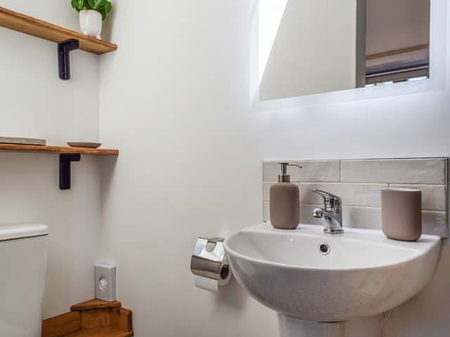 Bathroom | Maisie&rsquo;s Stable, Stretton-on-Dunsmore, near Warwick