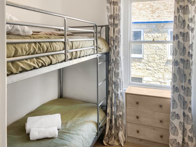 Bunk bedroom | Nautilus, St Ives