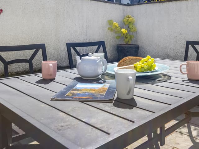 Sitting-out-area | Tommy&rsquo;s Cottage, Keswick