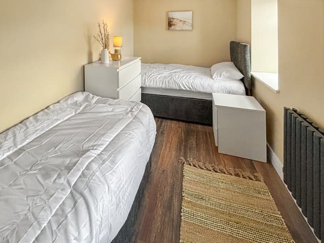 Twin bedroom | Harbour Heights, Bridlington