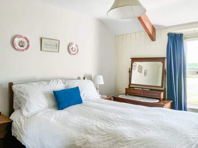 Wonderful double bedded room | Downhouse - Downhouse Cottages, Trebarwith, near Delabole