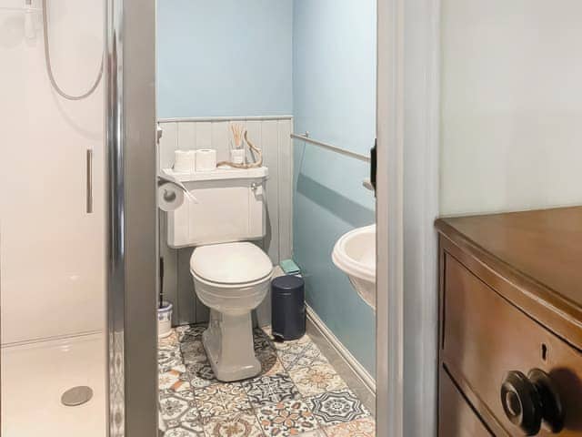 Bathroom | Downhouse - Downhouse Cottages, Trebarwith, near Delabole