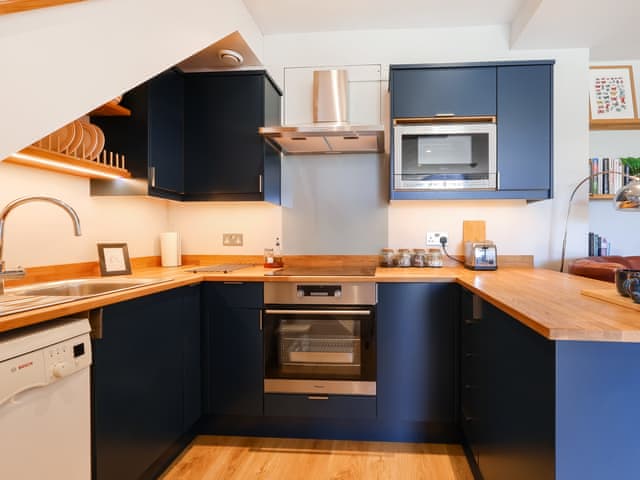 Open plan living space | Lower Mount Orchard, Stroud