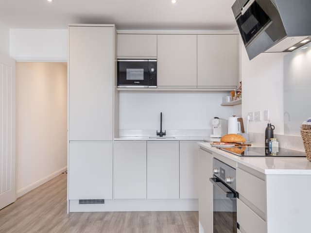 Kitchen area | Waterside, Ventnor