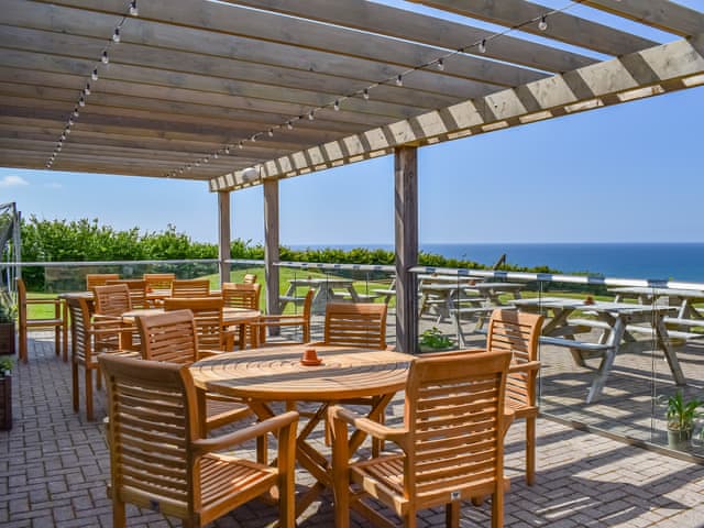 On-site amenities | Little Palms, Bude