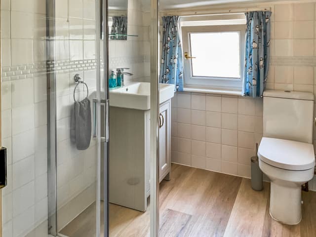 Bathroom | Deepend, Dawlish