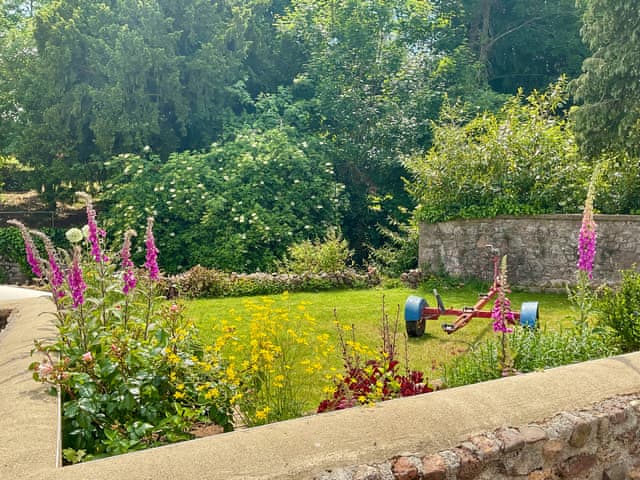 Exterior | Deepend, Dawlish