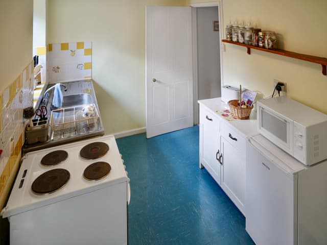 Kitchen | Pam&rsquo;s Cottage, Cheltenham