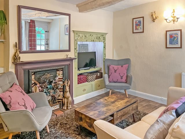 Living room/dining room | Robins Nest, Leek